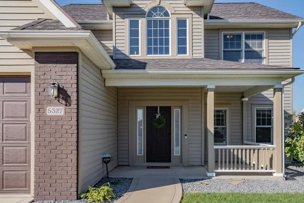 5327 Willman LN, Fort Wayne, IN 46835