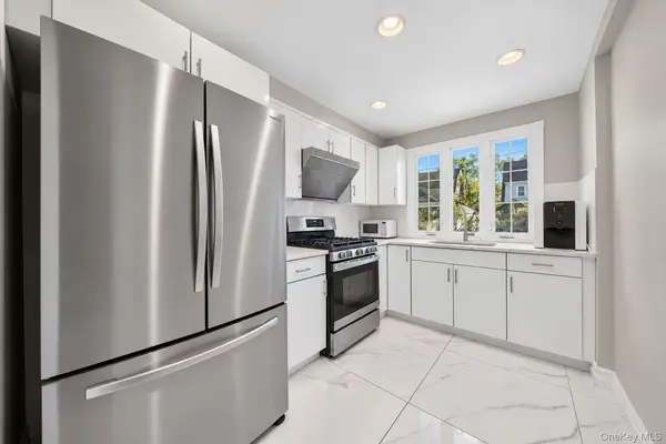 45-15 171st ST, Flushing, NY 11358