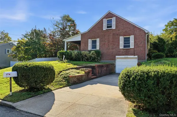 5 Ivy Hill CT, Huntington, NY 11743