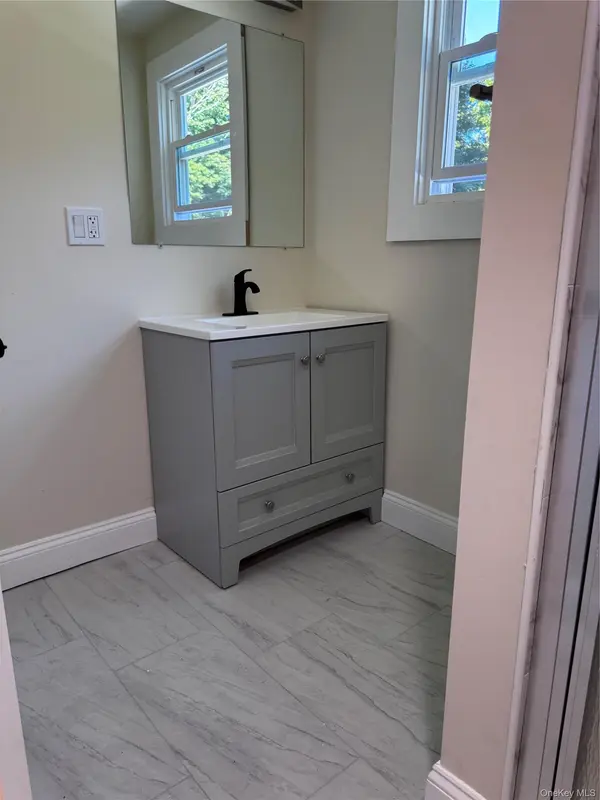 289 Myers Corners RD #2a, Wappingers Falls, NY 12590