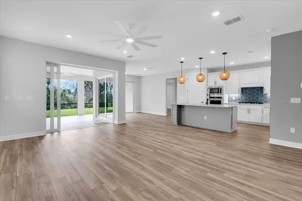 9225 BARRIER COAST TRL, Parrish, FL 34219