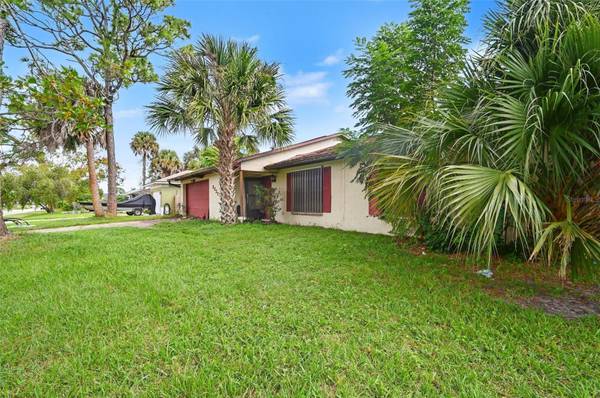 3327 VICTORY PALM DR, Edgewater, FL 32141