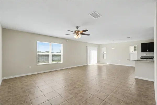 10420 LAGUNA PLAINS DR, Riverview, FL 33578
