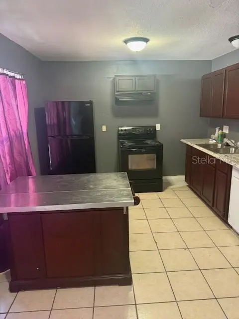 5465 WOOD CROSSING ST, Orlando, FL 32811