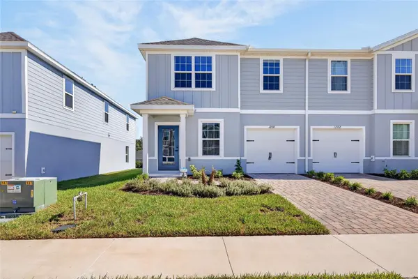 1200 PORT BLUE WAY, Lady Lake, FL 32159