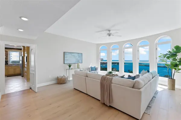 288 BEACH DR NE #9B, St Petersburg, FL 33701