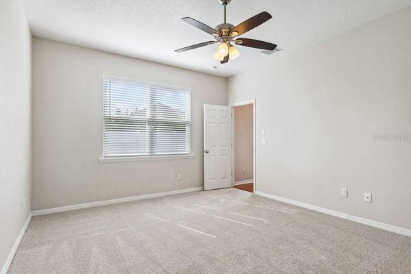1209 WILD DAISY DR, Plant City, FL 33563