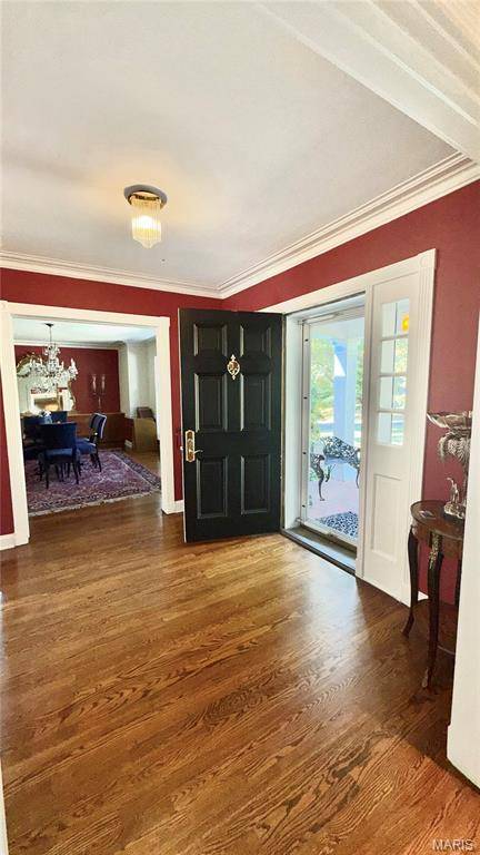 2 Warson LN, Ladue, MO 63124