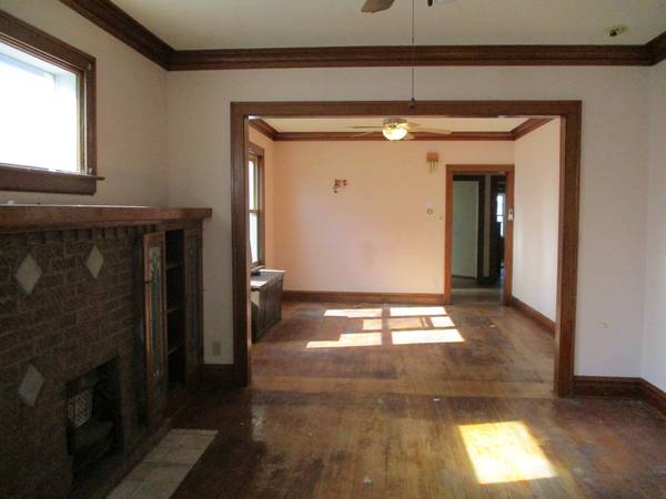 1828 Cuyler AVE, Berwyn, IL 60402