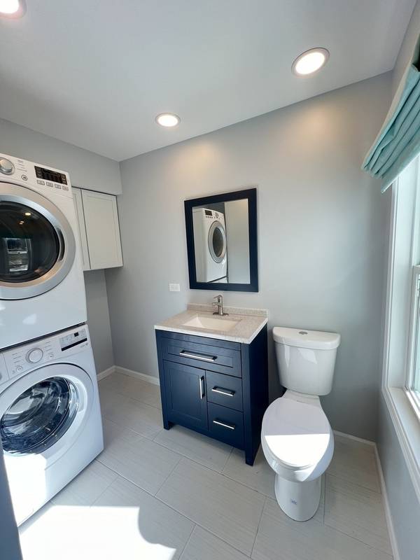 3064 Greenwood AVE, Highland Park, IL 60035