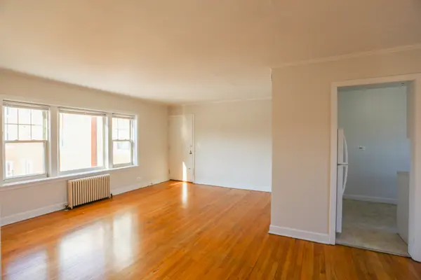 1219 W Harvard TER #2, Evanston, IL 60202
