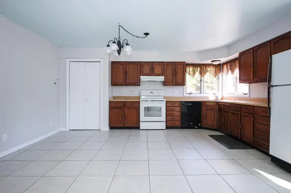 5476 W 1150, Wheatfield, IN 46392