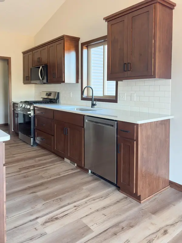 14250 277th AVE NW, Zimmerman, MN 55398
