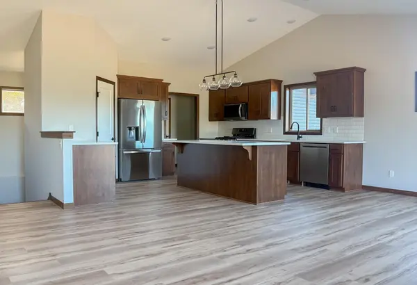 14250 277th AVE NW, Zimmerman, MN 55398