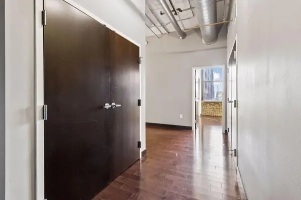 618 Washington AVE N #301, Minneapolis, MN 55401