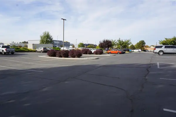 7233 W Deschutes Ave #B, Kennewick, WA 99336
