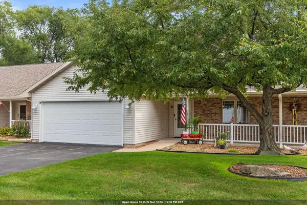 2770 HAVENWOOD DR #B, Oshkosh, WI 54902
