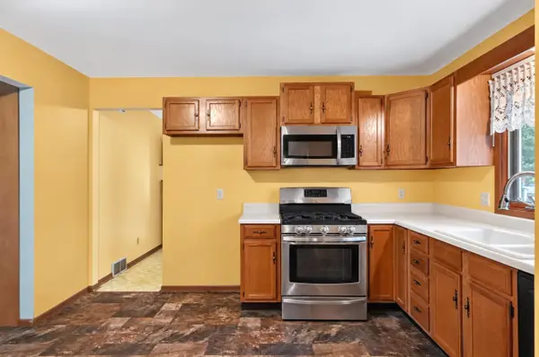 12 LINDEN CIR, Jefferson, WI 53549