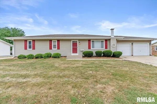 1209 7TH ST, Pawnee, IL 62558