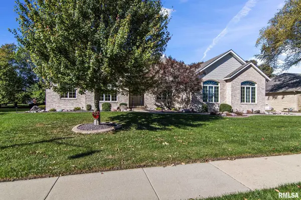 4905 Blackwolf RD, Springfield, IL 62711-7857