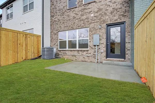 163 Rothwood PVT Drive, Hendersonville, TN 37075