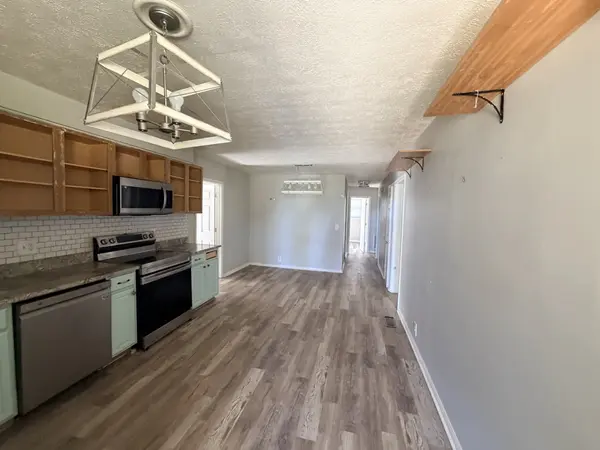 408 Log Wall Rd, Dickson, TN 37055
