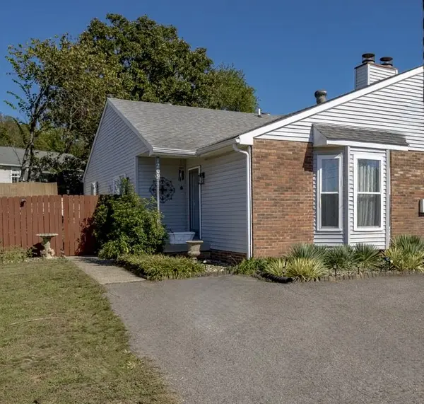 1209 Cabana Cir, Nashville, TN 37214