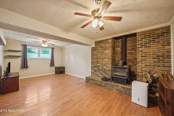 1720 Campfire Drive, Knoxville, TN 37931