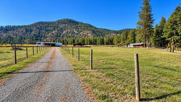 501 A Williams Lake Rd, Colville, WA 99114