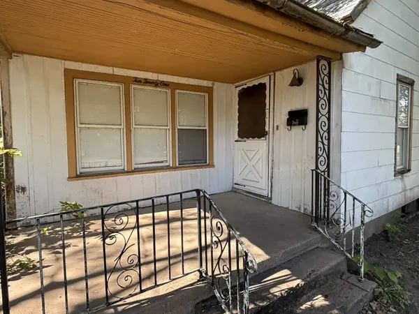 1021 N Poplar, Newton, KS 67114