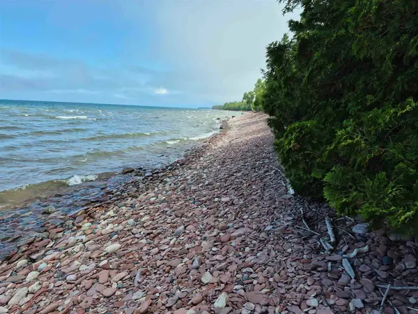 1422 Four Seasons Drive, Algoma, Unorganized, North Part, ON P0S 1E0