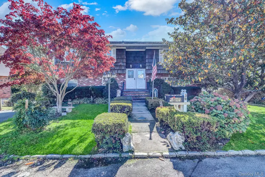 30 Gaffney ST, Glen Cove, NY 11542