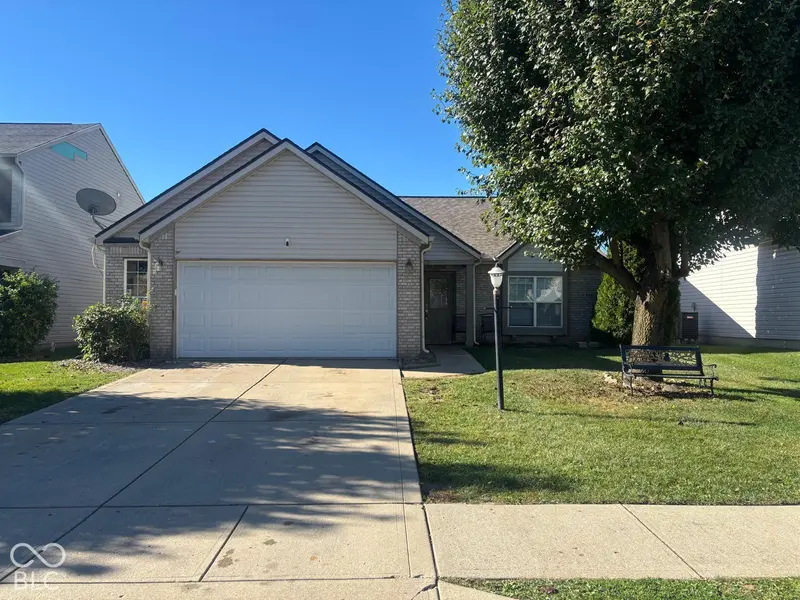 6650 Crestwell LN, Indianapolis, IN 46268