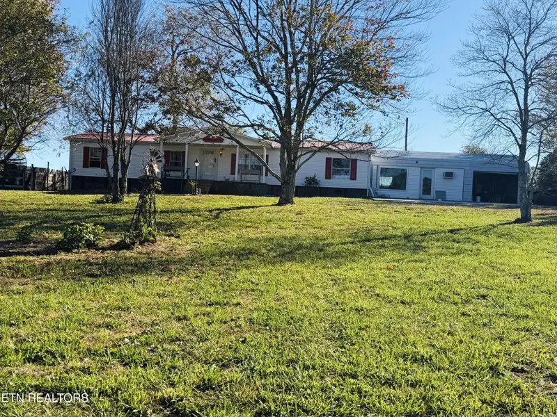 1033 McGhee Rd, Jamestown, TN 38556