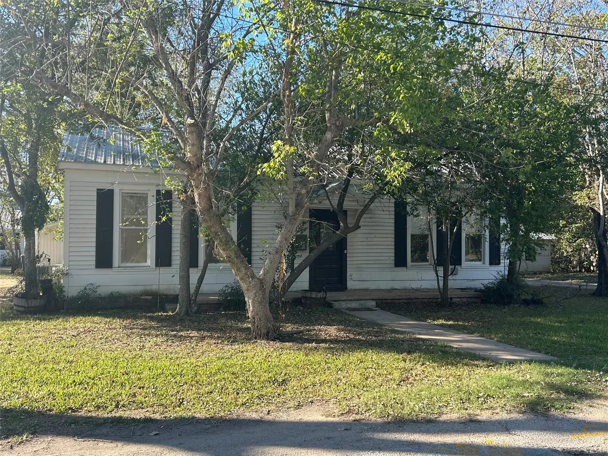 1107 Pine ST, Bastrop, TX 78602