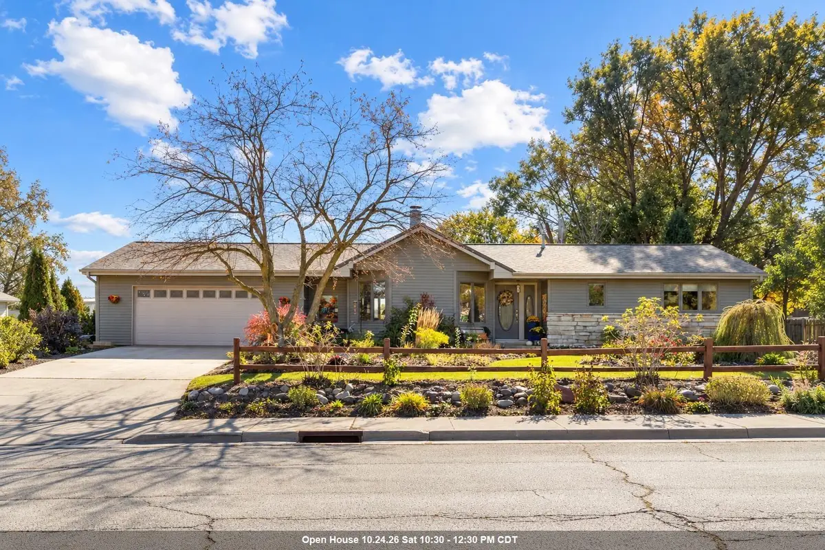 429 COLLEGE AVE, Howards Grove, WI 53019
