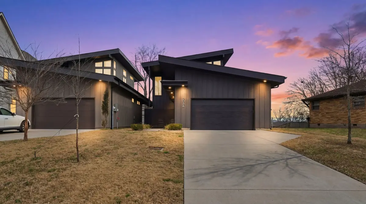 903A Potter Ln #A, Nashville, TN 37206
