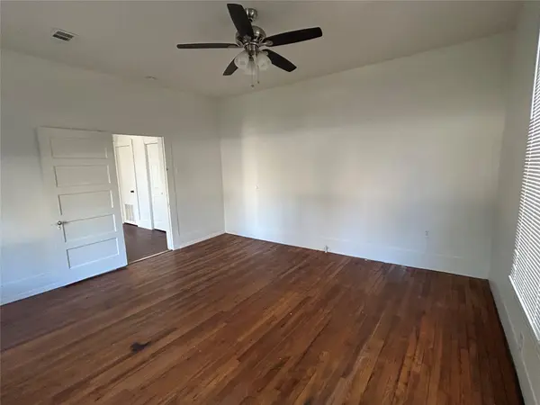 1107 Pine ST, Bastrop, TX 78602