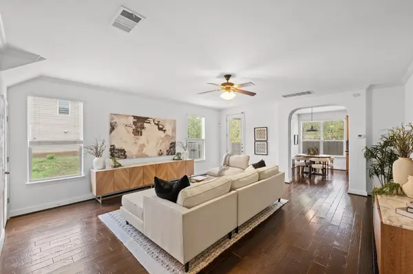 2501 Amur DR, Austin, TX 78745