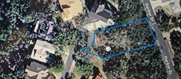 44 Harbor DR, Spicewood, TX 78669