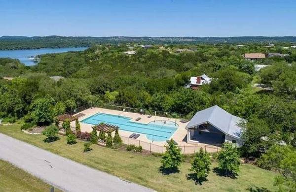 44 Harbor DR, Spicewood, TX 78669