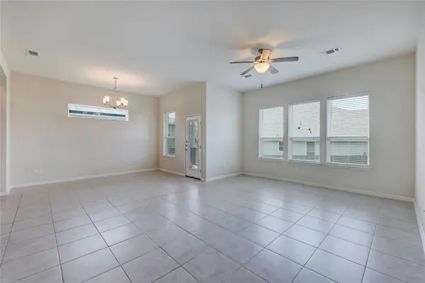 9901 Dalliance LN, Manor, TX 78653