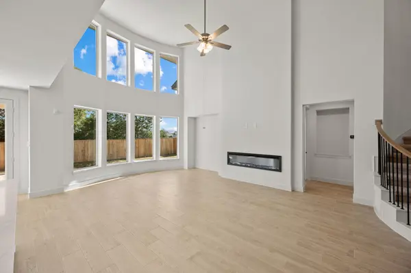 513 Lightstone DR, Georgetown, TX 78633