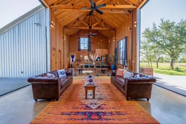 997 Big Sandy RD, Johnson City, TX 78636