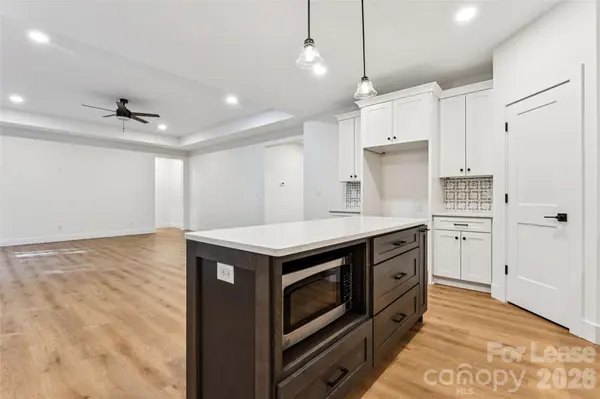 11924 Crabapple LN, Huntersville, NC 28078