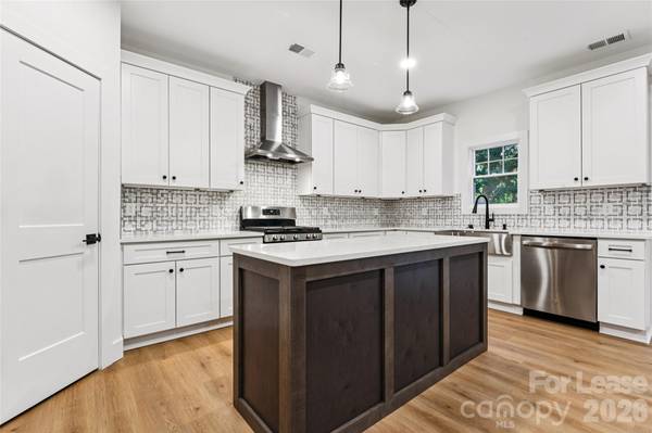 11924 Crabapple LN, Huntersville, NC 28078