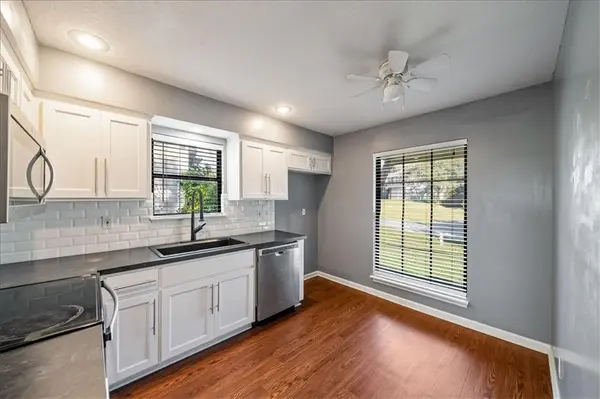9440 Goddard ST, Overland Park, KS 66214