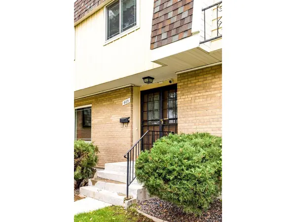 689 S Zinnia, Lakewood, CO 80228