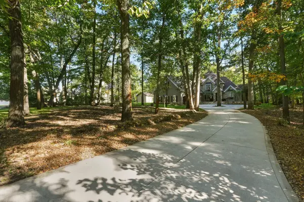 57158 Coppergate DR, Elkhart, IN 46516