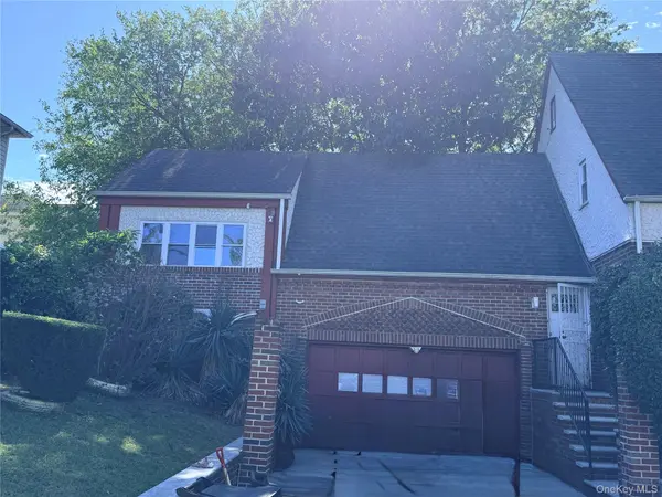 19402 109th RD, Saint Albans, NY 11412